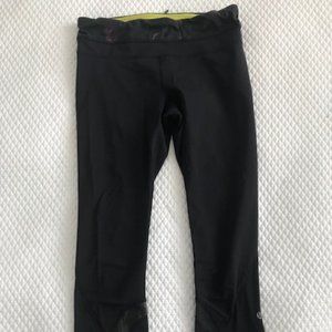 Lululemon crop yoga pants
